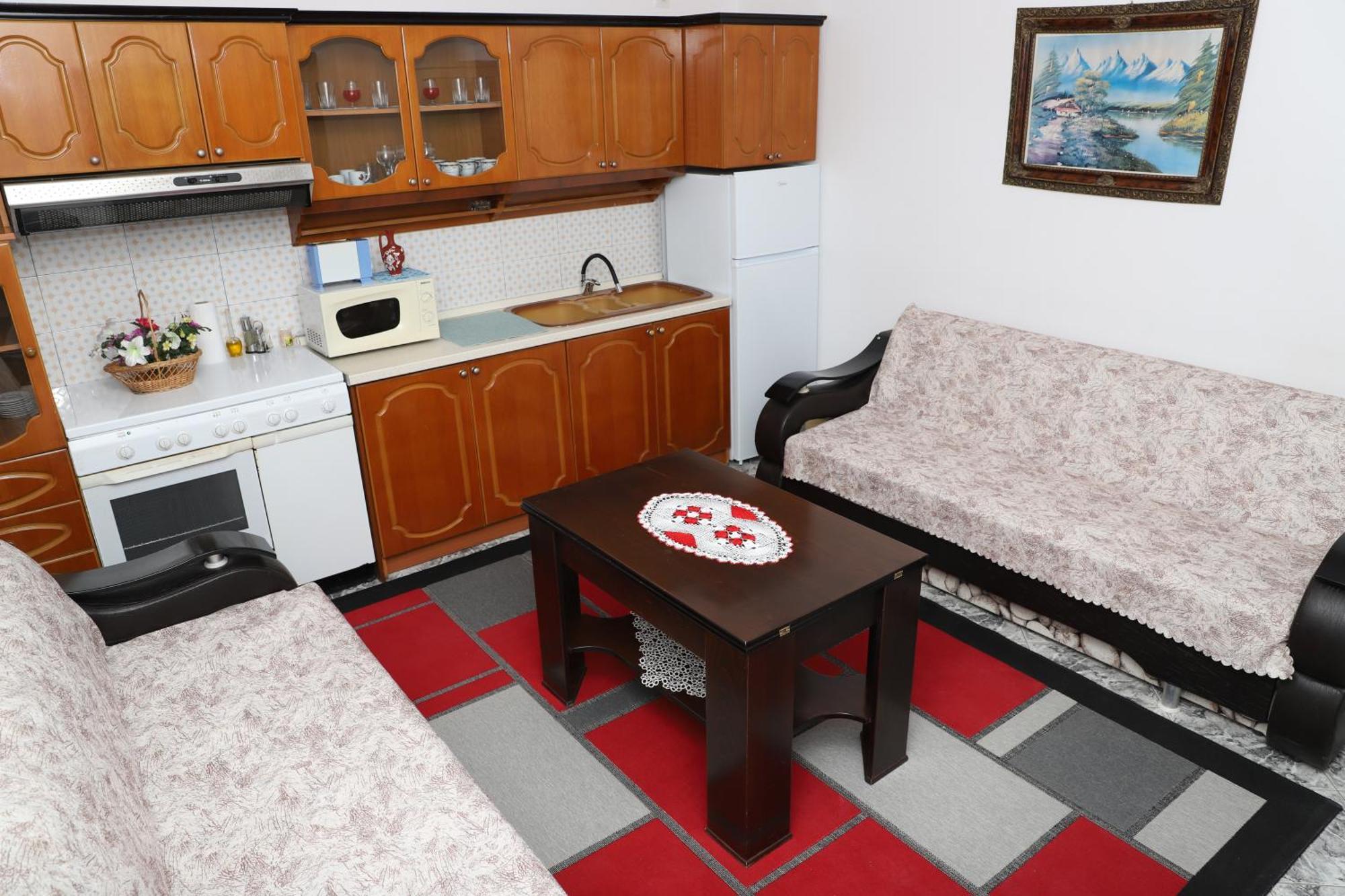 Villa Xherimeja Family Oasis Berat Phòng bức ảnh