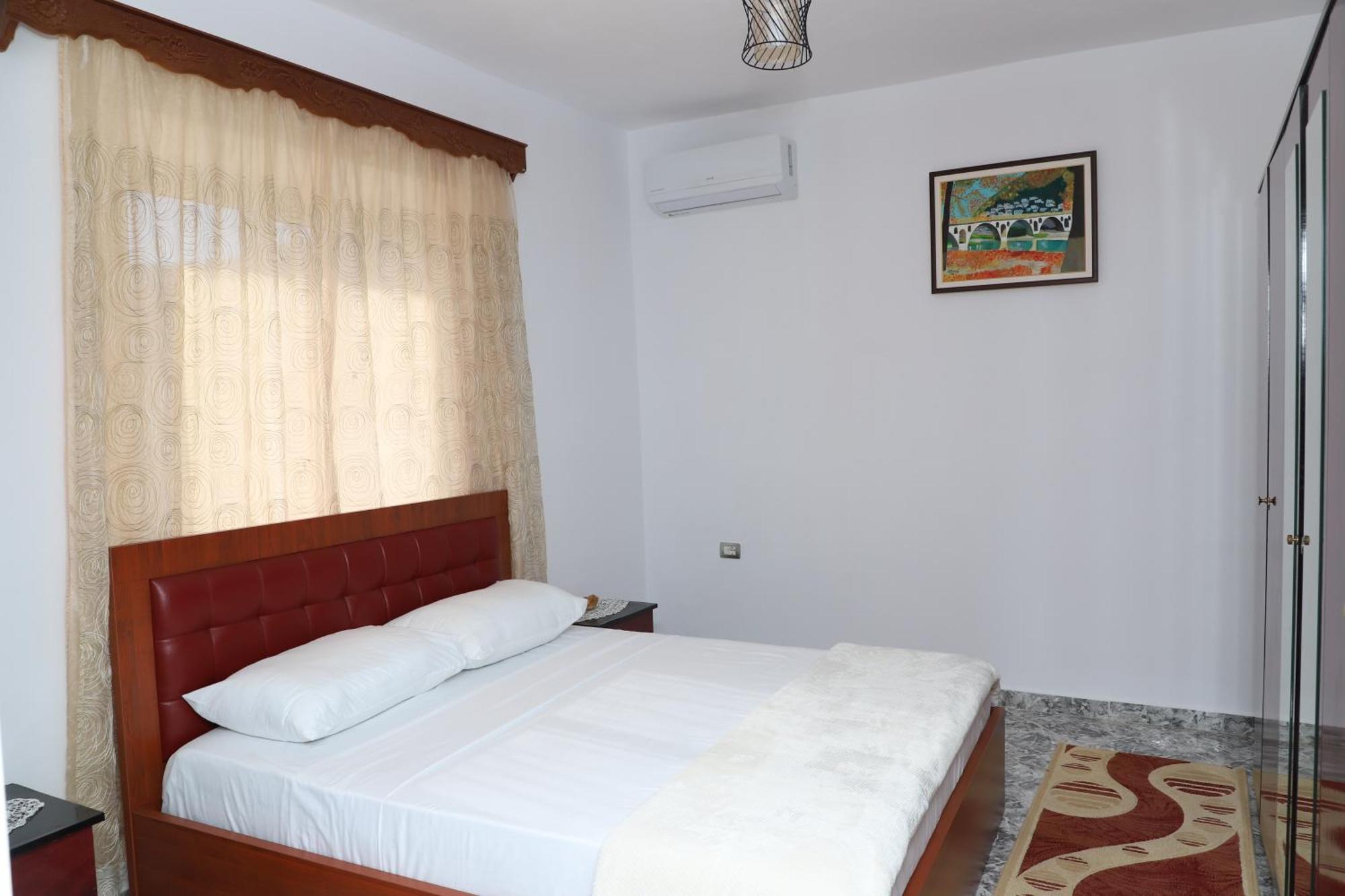 Villa Xherimeja Family Oasis Berat Phòng bức ảnh