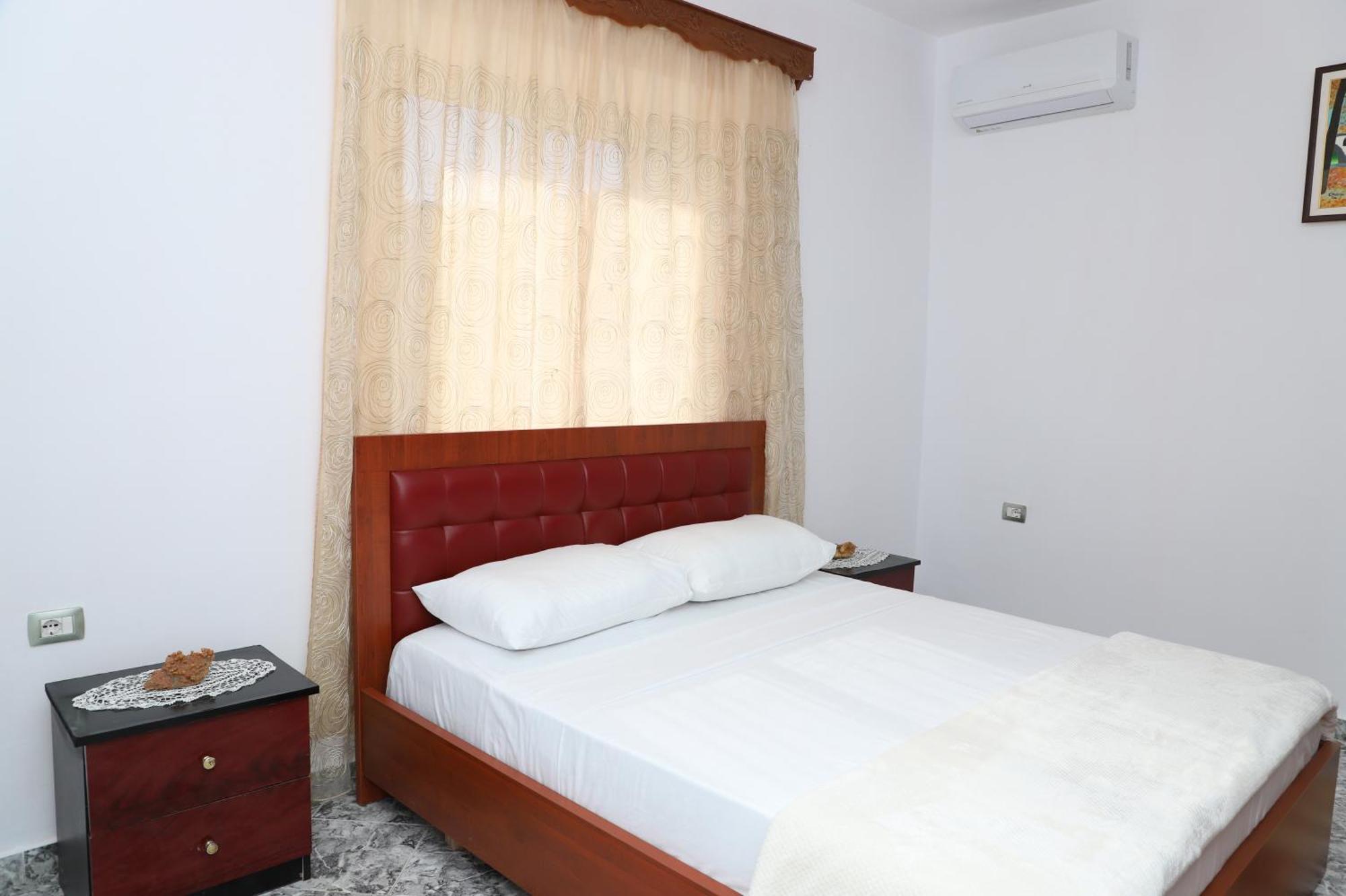 Villa Xherimeja Family Oasis Berat Phòng bức ảnh