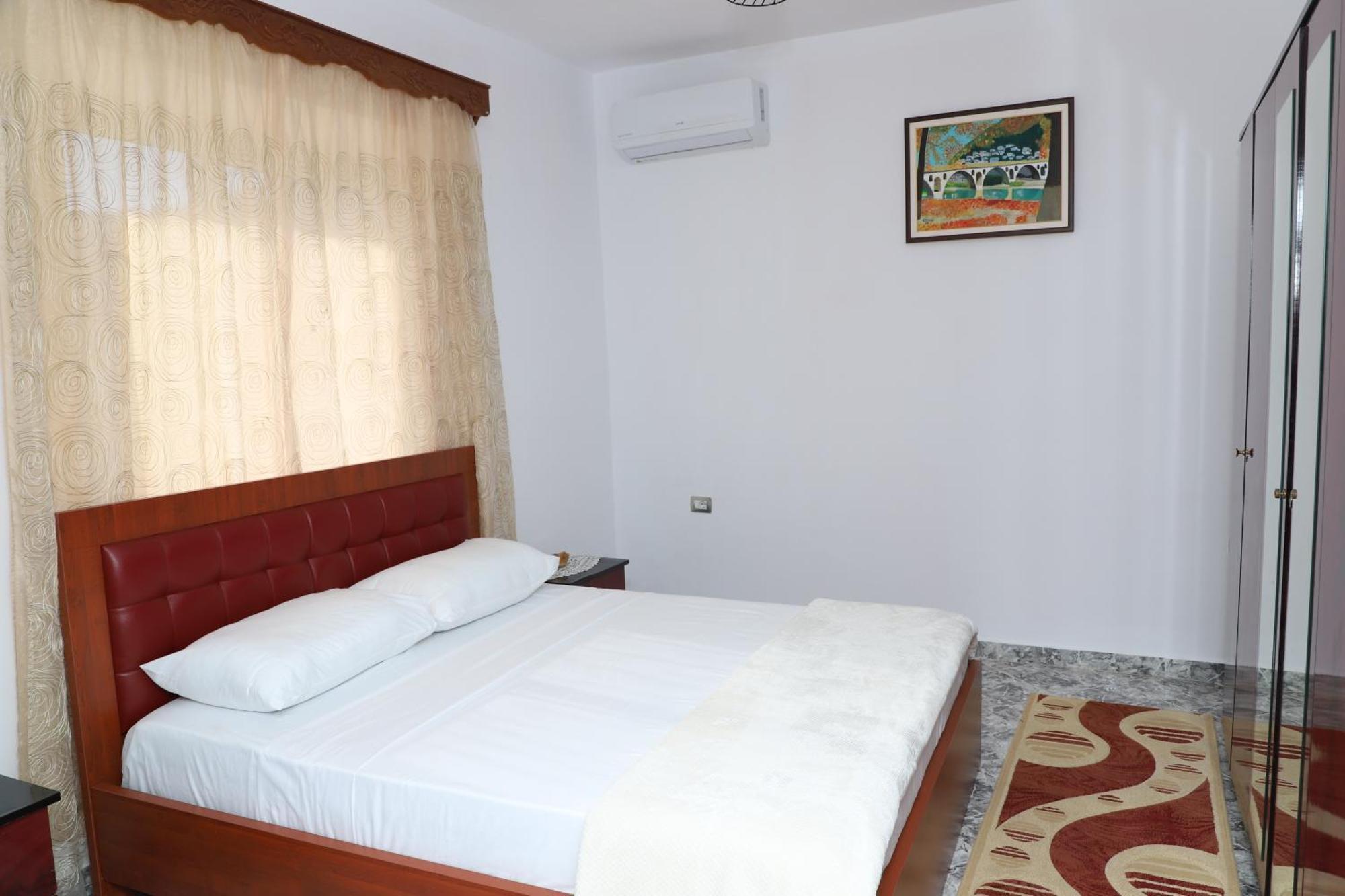 Villa Xherimeja Family Oasis Berat Phòng bức ảnh