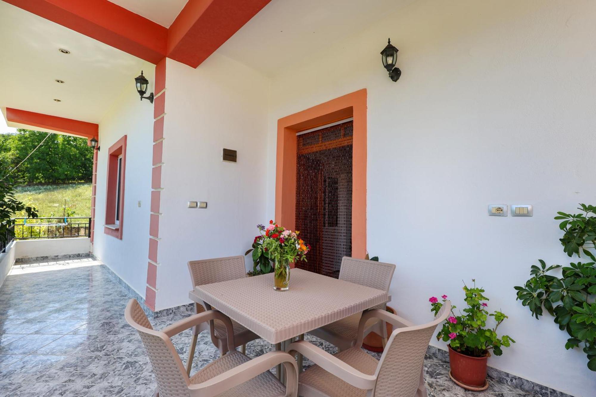 Villa Xherimeja Family Oasis Berat Ngoại thất bức ảnh